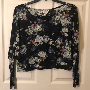 Cute floral light weight long sleeve crop top